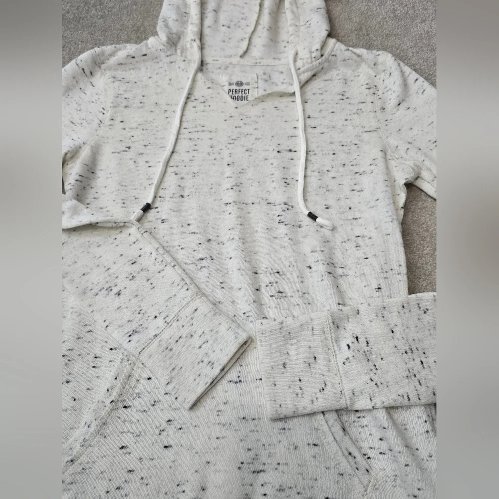 SO Junior's Long Sleeve Hoodie Size Small - Picture 3 of 6